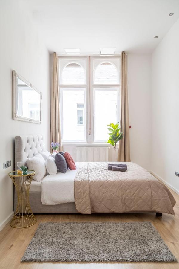 Exclusive Central Apartment Next To The Fashion Street Budapeşte Dış mekan fotoğraf