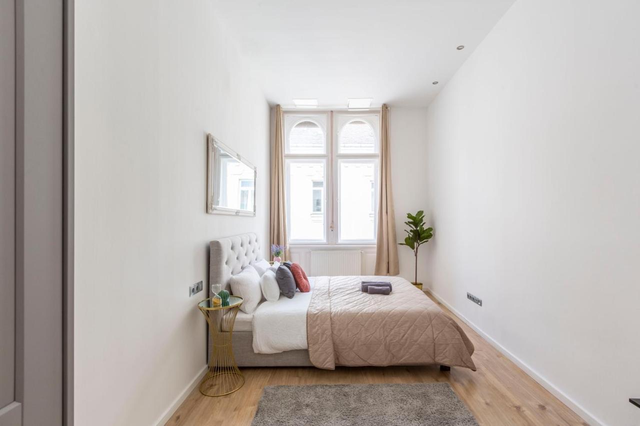 Exclusive Central Apartment Next To The Fashion Street Budapeşte Dış mekan fotoğraf